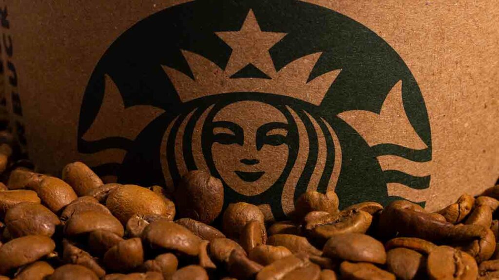 Caso Starbucks: Lecciones de su estrategia de marca